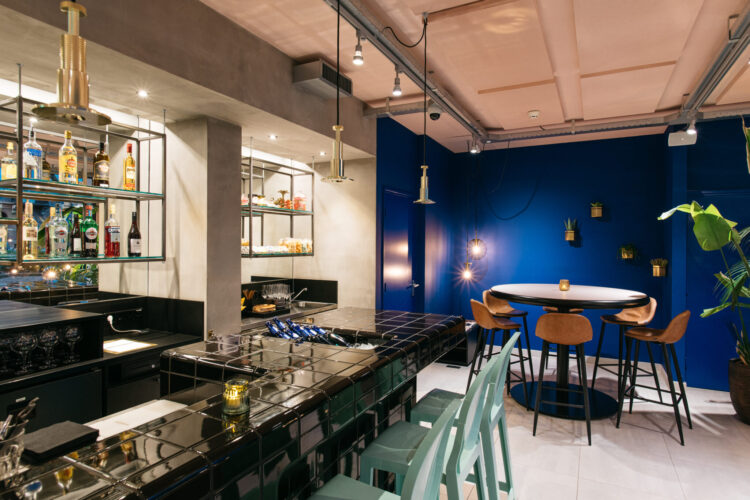 Trendy bar at Maastricht boutique hotel Hotel The Dutch